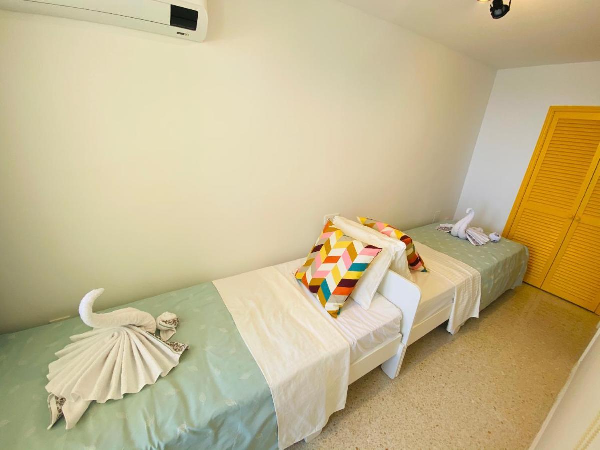 First Line! Art-Apartment On The Seafront Of Marbella With Swimming Pool Eksteriør bilde