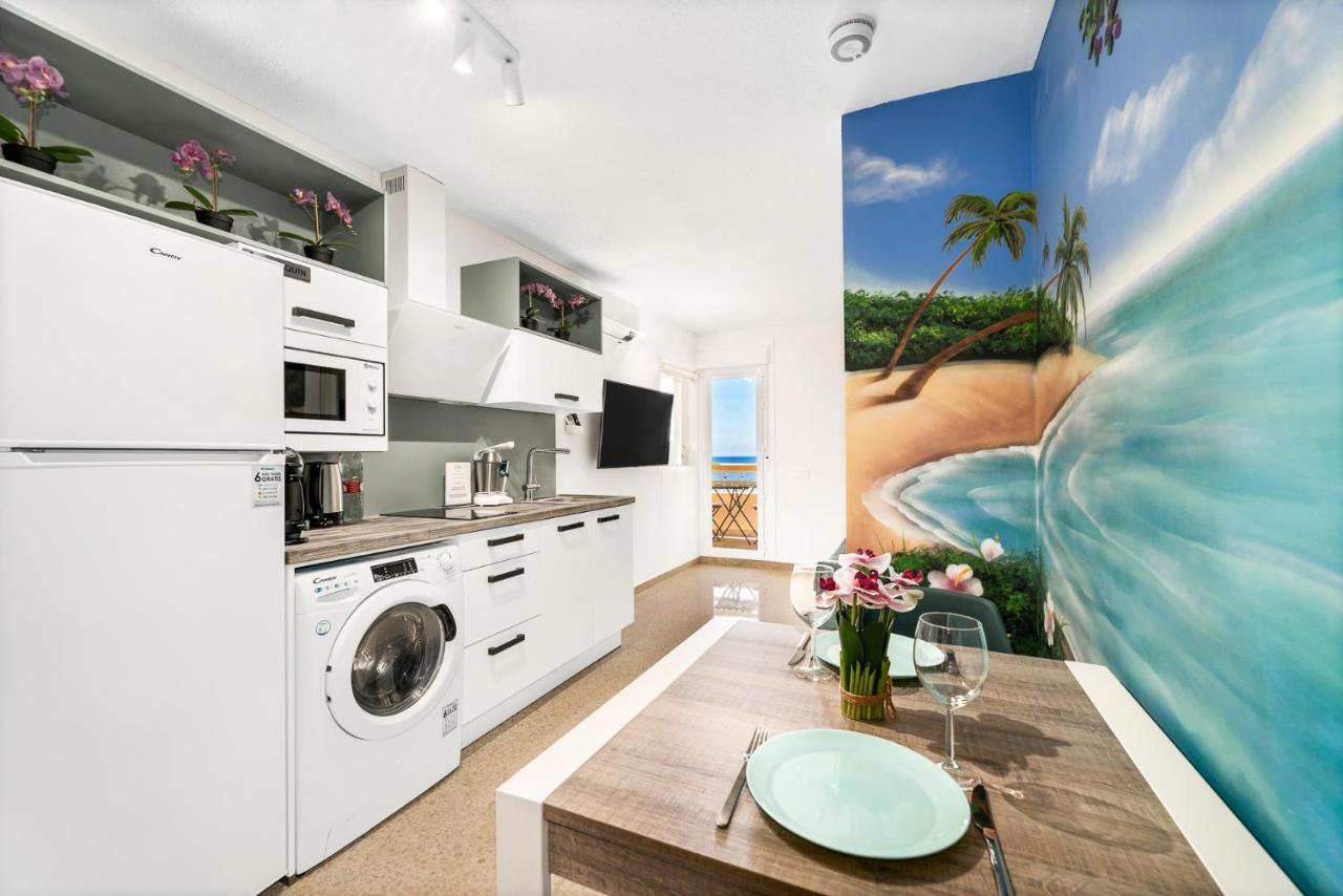 First Line! Art-Apartment On The Seafront Of Marbella With Swimming Pool Eksteriør bilde