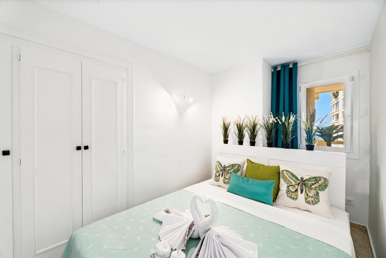 First Line! Art-Apartment On The Seafront Of Marbella With Swimming Pool Eksteriør bilde