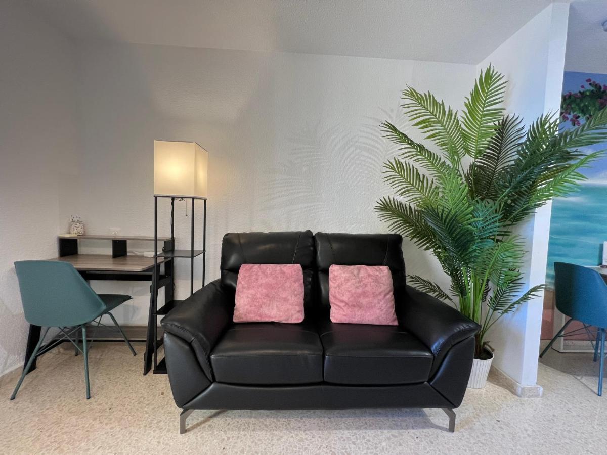 First Line! Art-Apartment On The Seafront Of Marbella With Swimming Pool Eksteriør bilde