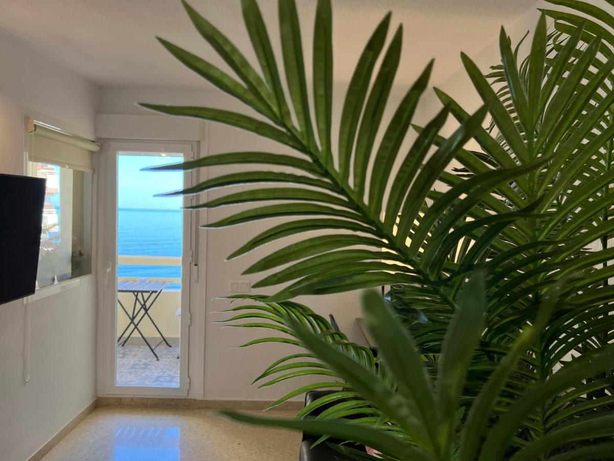 First Line! Art-Apartment On The Seafront Of Marbella With Swimming Pool Eksteriør bilde